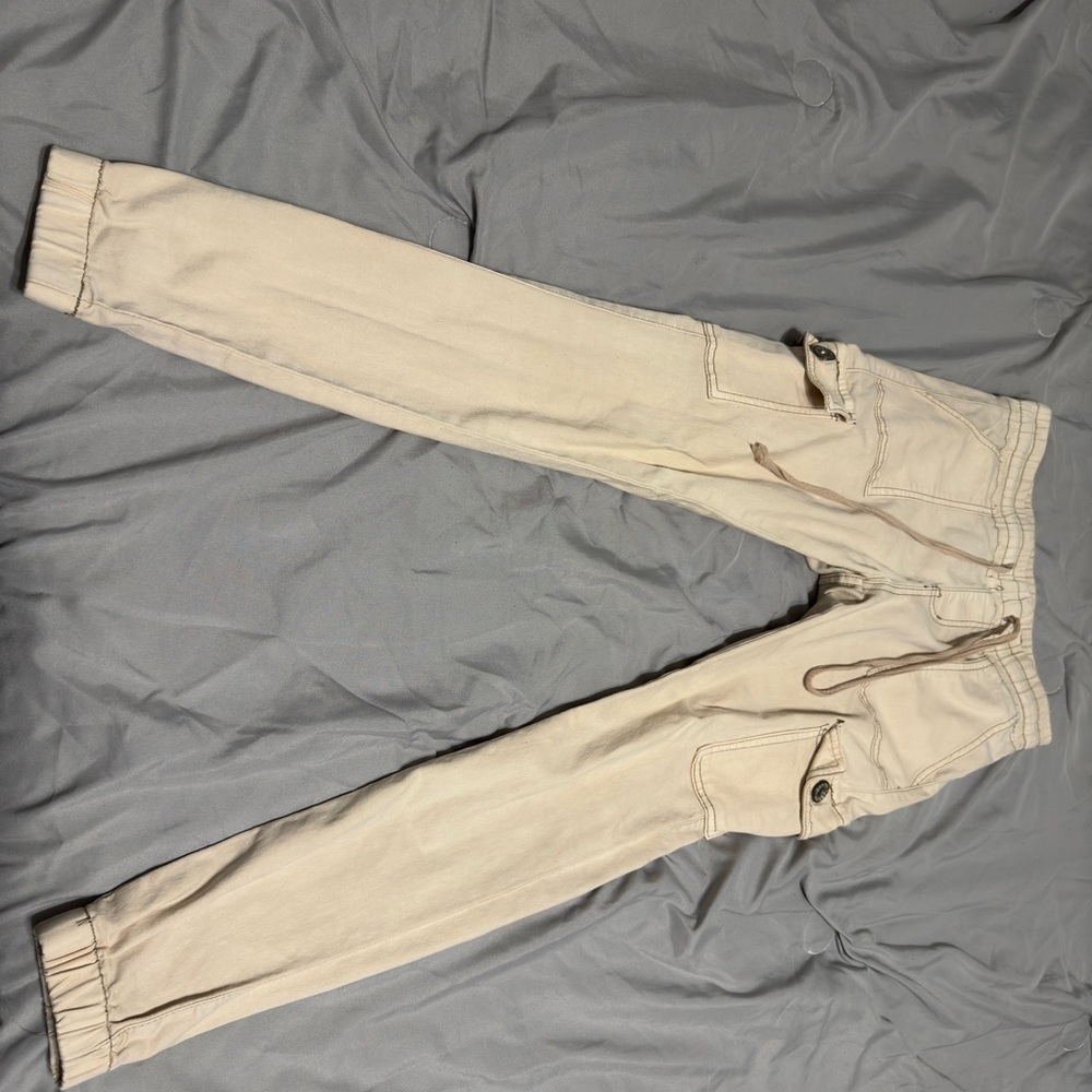 Khaki cargos